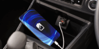 Daihatsu Ayla - Fitur Penyimpanan - Smart Phone Pocket