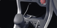 Daihatsu Xenia - Fitur Penyimpanan - Smart Phone Pocket